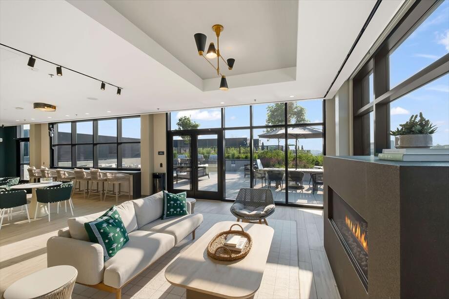 Modern 1BR in NoMA | Rooftop Pool | GLS