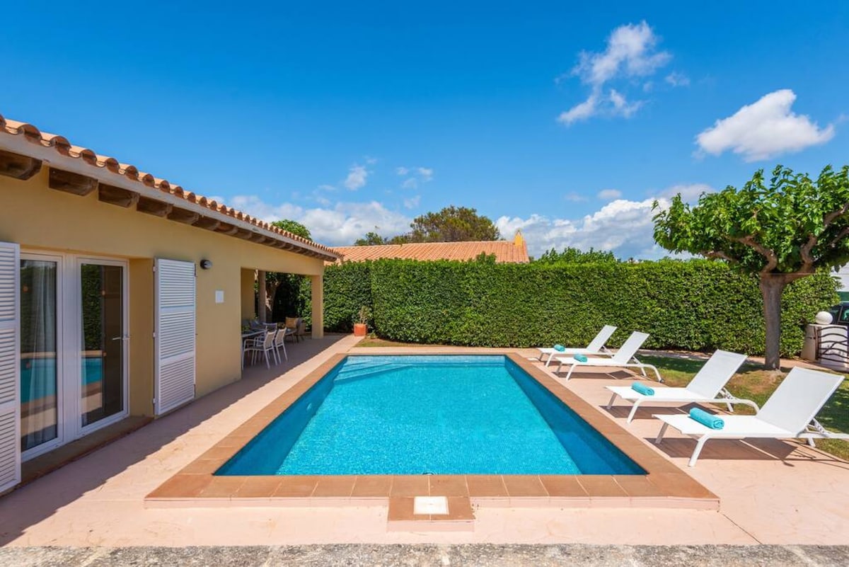 Villa Libra - 350 mts from beach - private pool