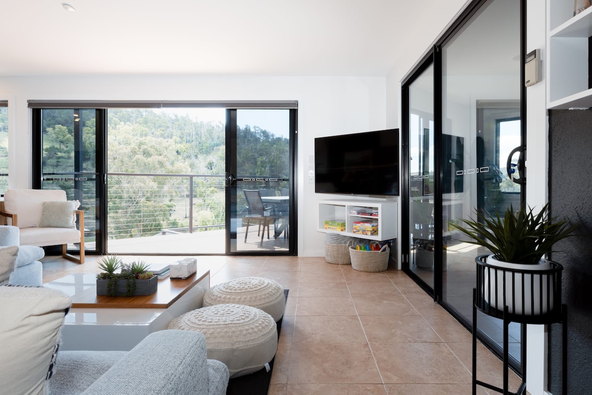 Hadspen Riverview Retreat: Waratah House