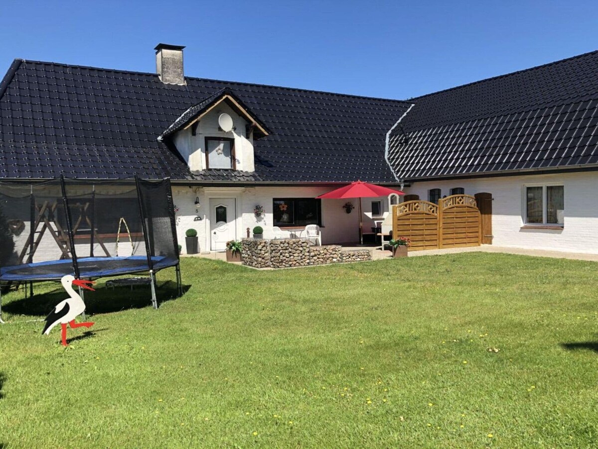 Holiday home near Husum (secluded)