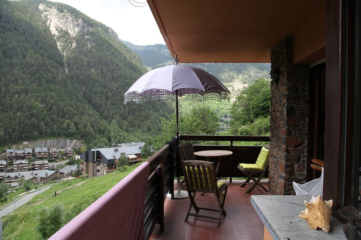 Appartement for 4 ppl. with terrace at Arinsal
