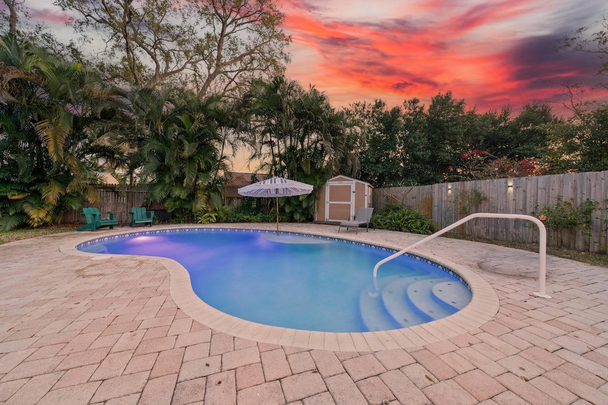 Private Pool | Sleeps 8 | 6 mi to Beach & Downtown