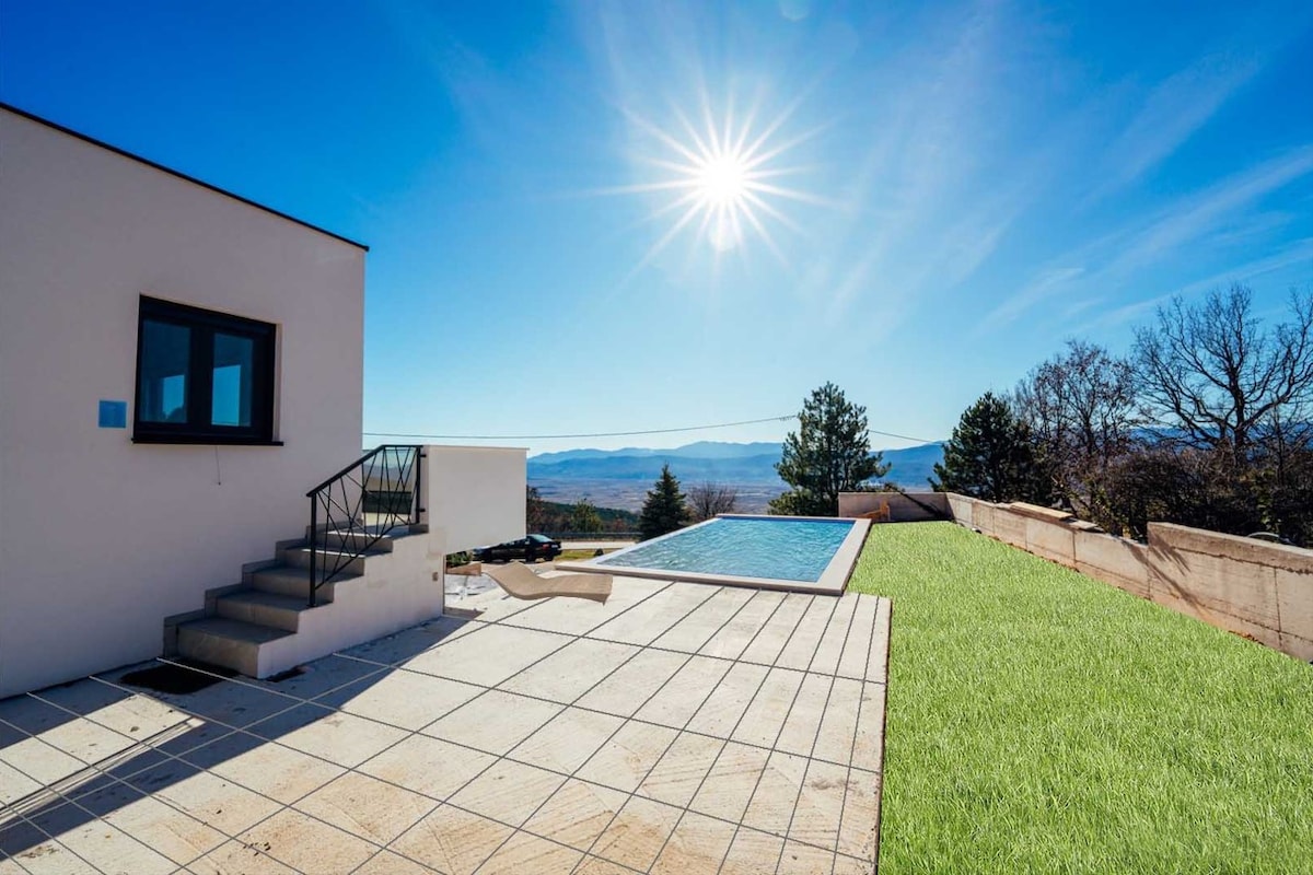 Luxury villa Neptune near Imotski, private pool