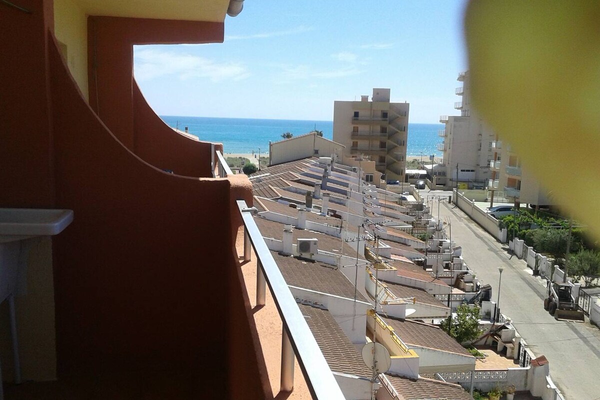 100 m away from the beach! Appartement for 7 ppl.