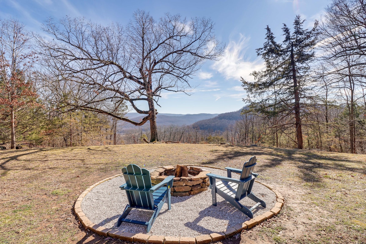 Jasper Cabin w/ Fire Pit, Grill & Mountain Views!