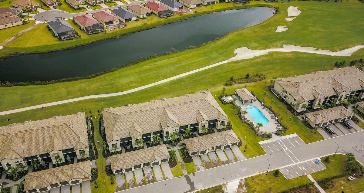 Golf, Lake, Lakewood National, Lakeshore Retreat