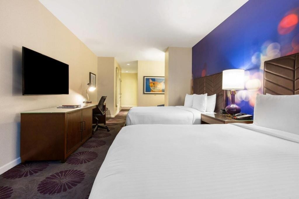 The Chicago Hotel Collection, 3 Pet-Friendly Rooms