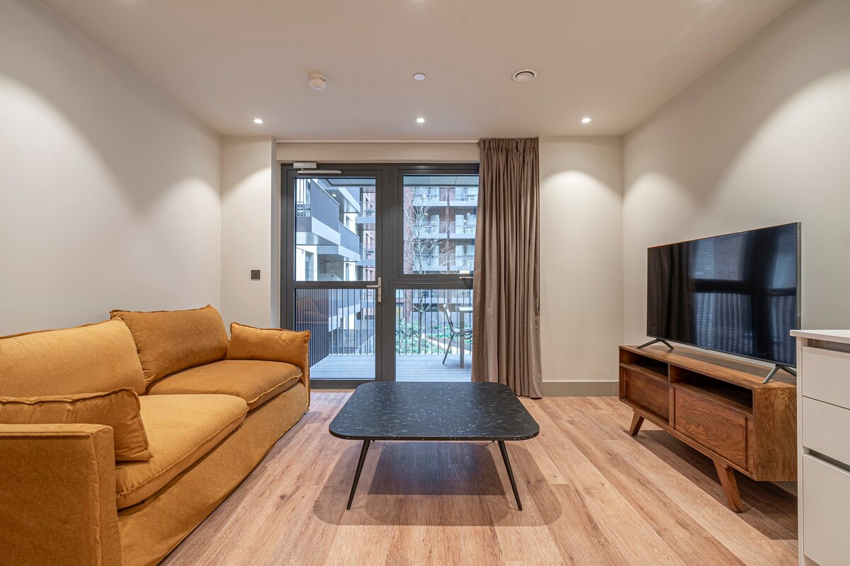 Smart North London Apartment