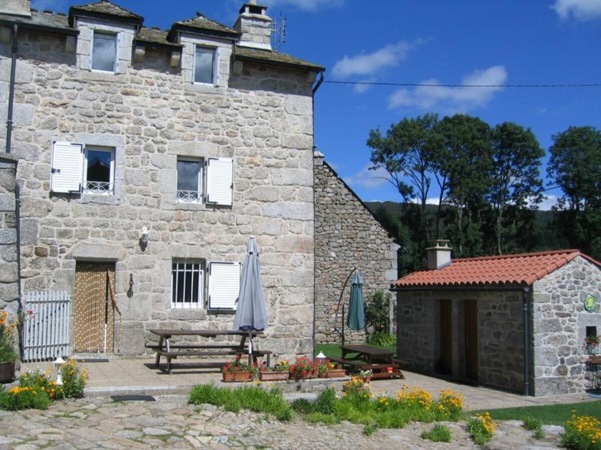 Holiday cottage in Lozère in a pretty corner of Ma