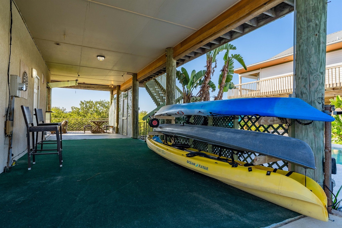 海豚湾：海滨家庭皮划艇和码头