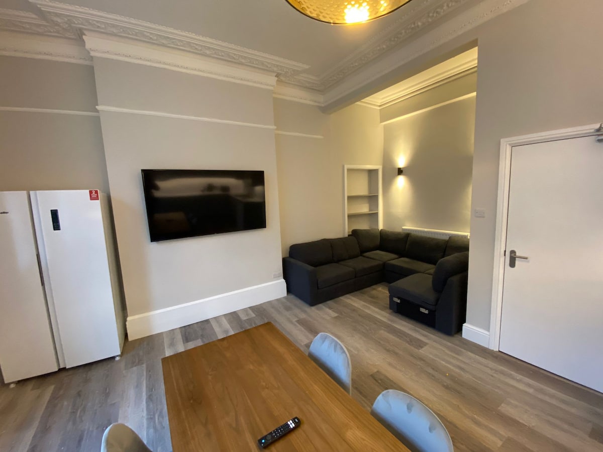 Ideal location Queens Rd 8 bedroom flat - Hopewell