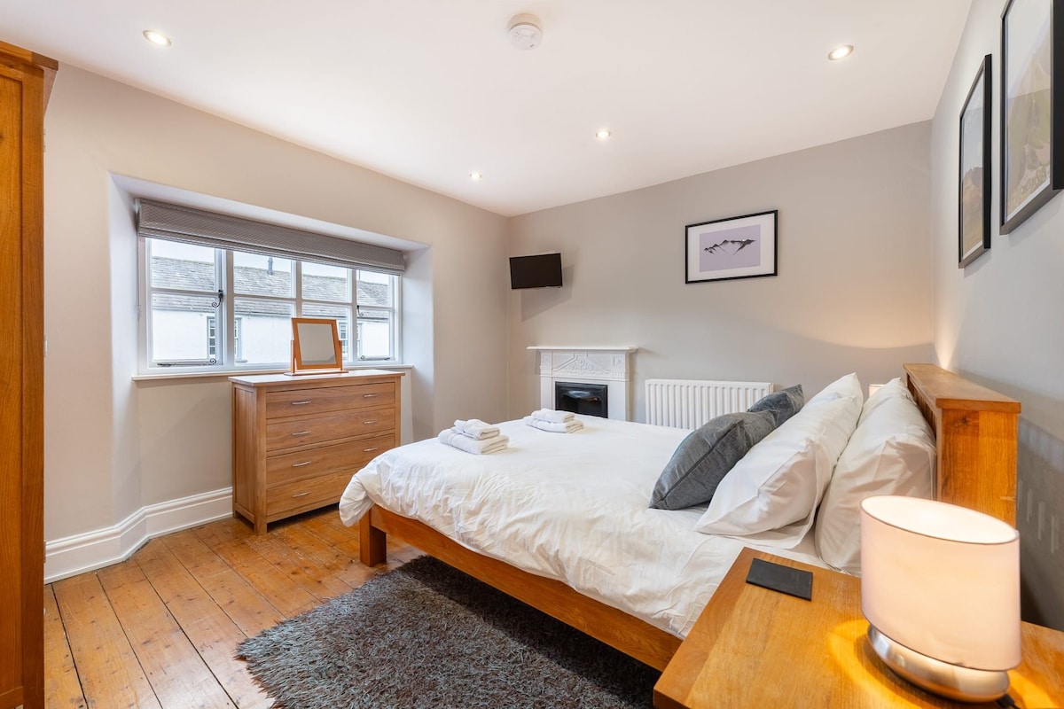 Roseberry Cottage, central Ambleside, sleep 4