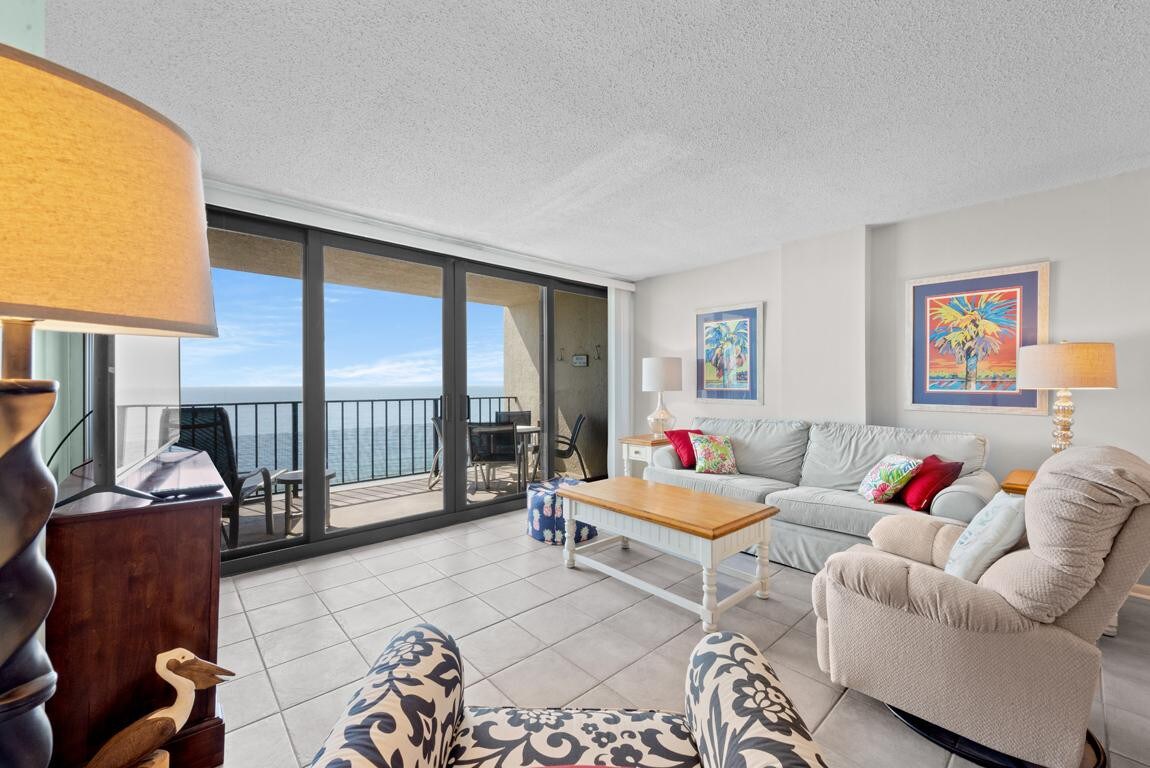 Newly Renovated Oceanfront Condo!