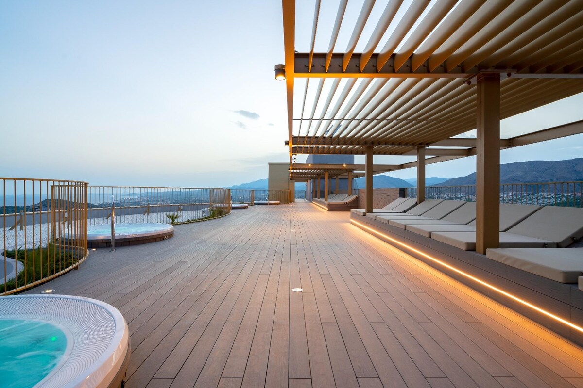 Intempo Deluxe 33-A Sky Resort Poniente Beach
