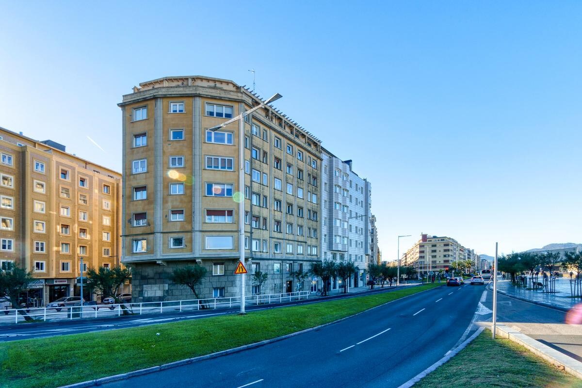 Beachfront flat in Gros, Donostia-San Sebastian