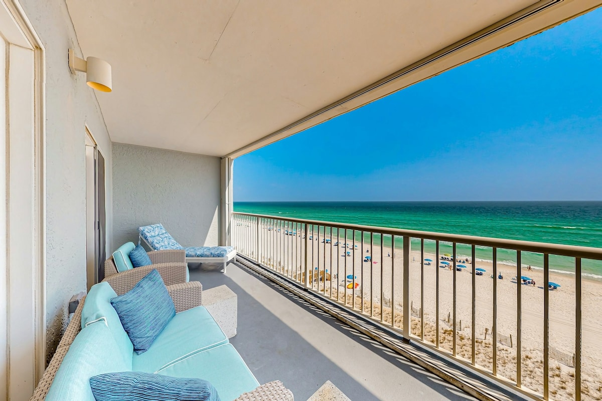 3BR oceanfront condo with elegant interior & pool