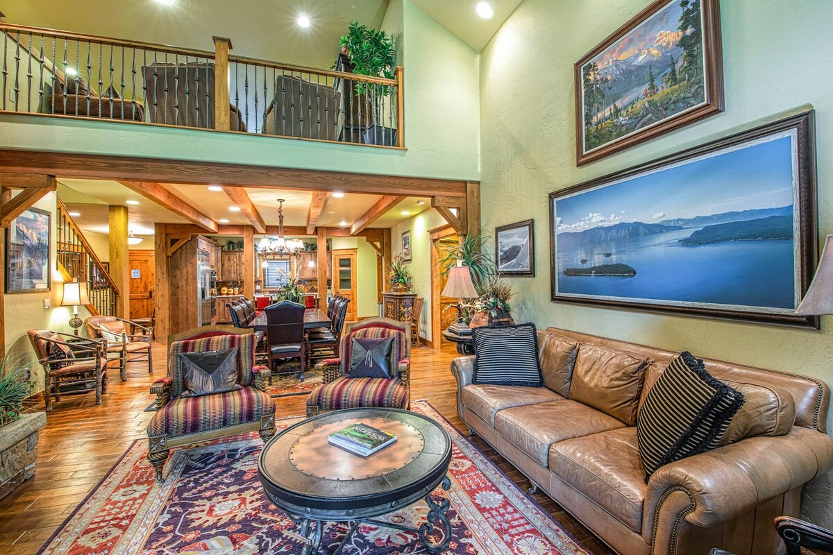 5BR scenic Idaho Club Lodge with gas fireplace