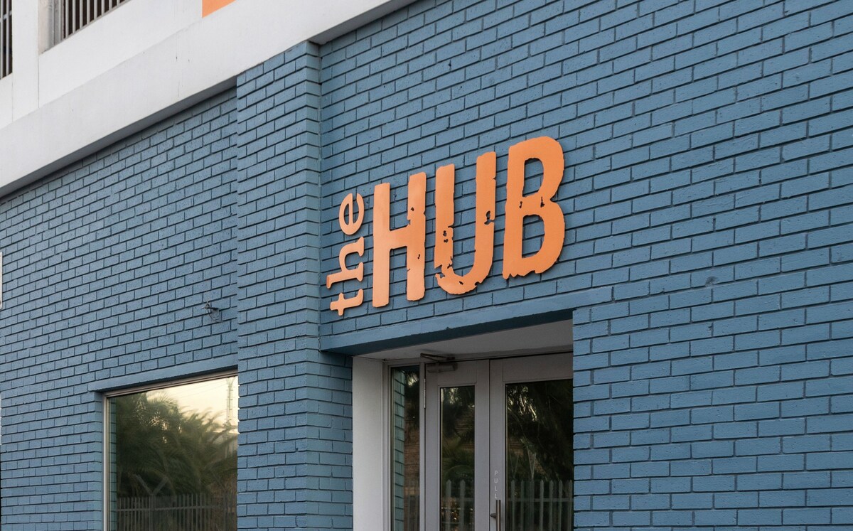 The Hub 602