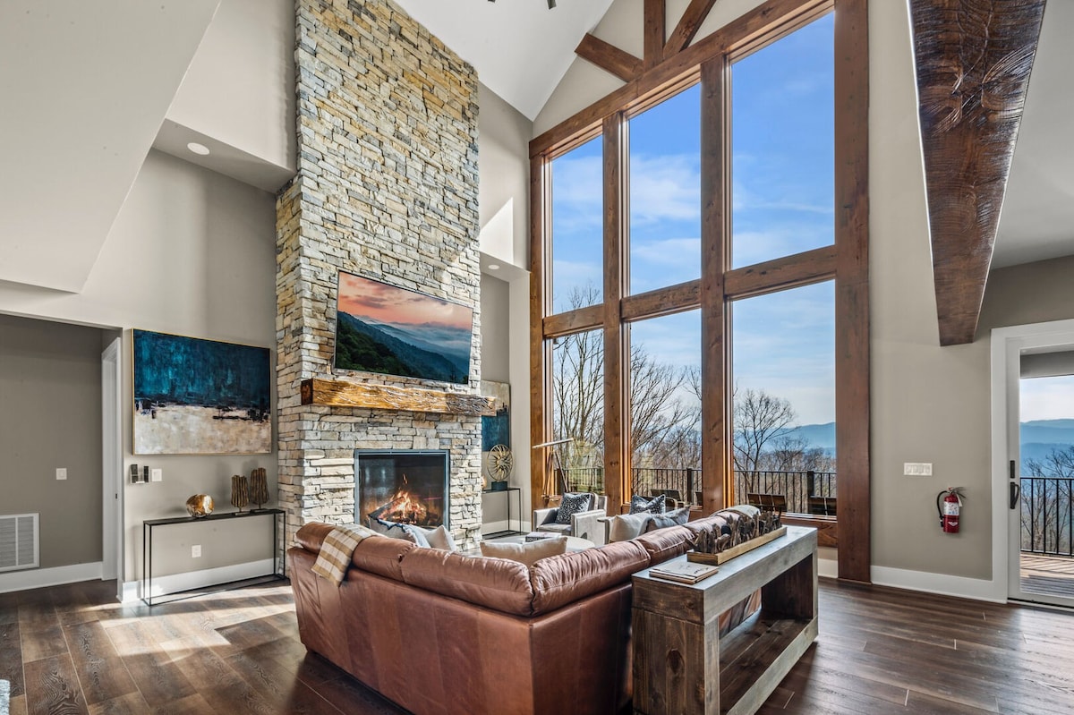 Summit Swagger ~ Modern Luxury 7BR Home