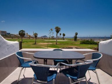Apt in Pebble beach with golf course view (K210)
