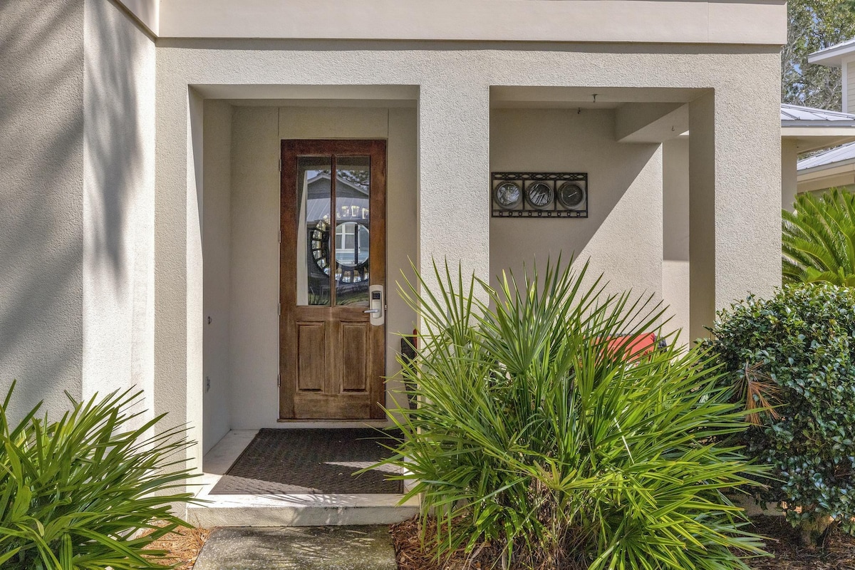 Luxurious 4BR/3.5BA Lakeside Retreat at Sandestin