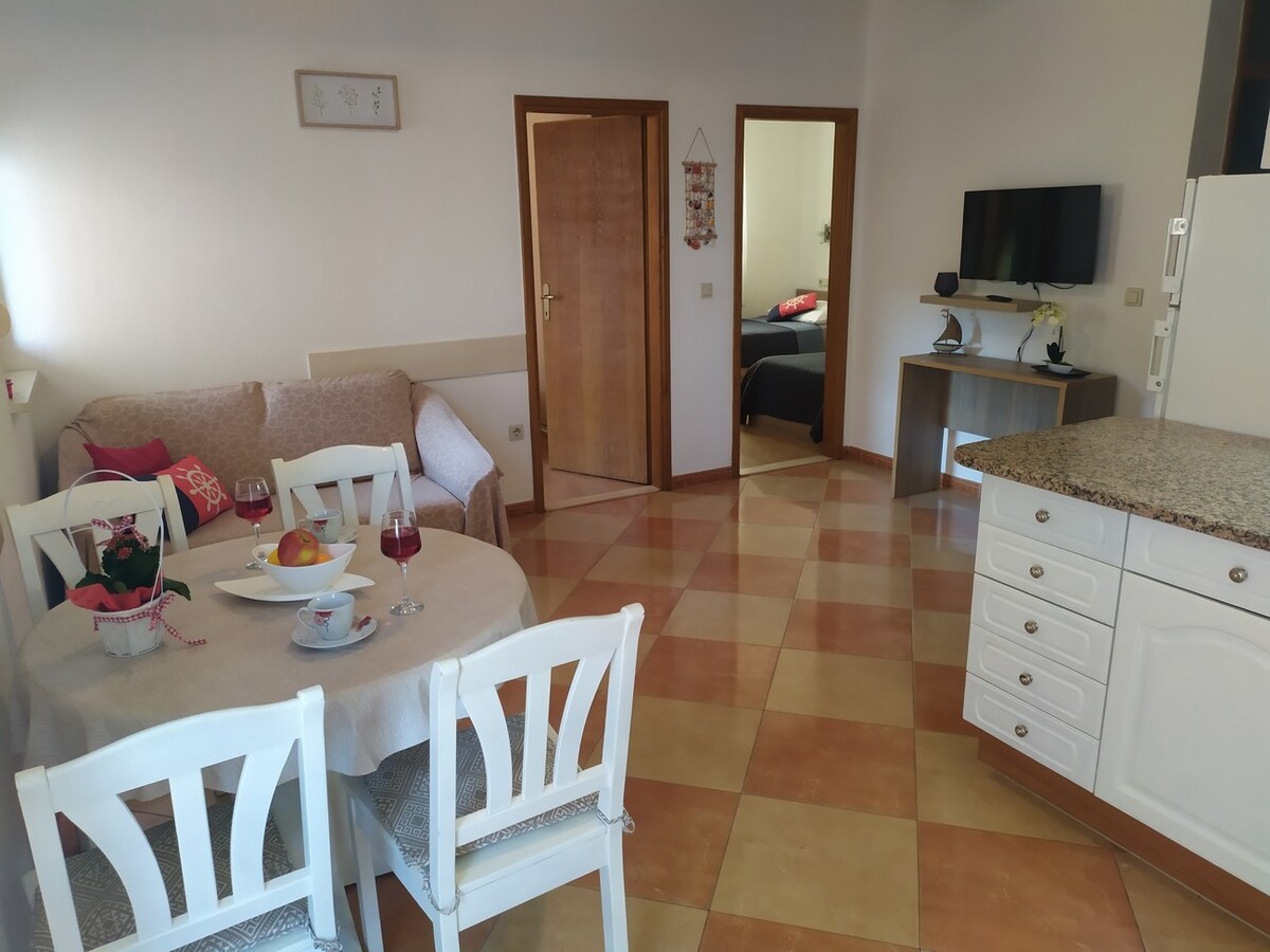 A-22598-a Two bedroom apartment with balcony and