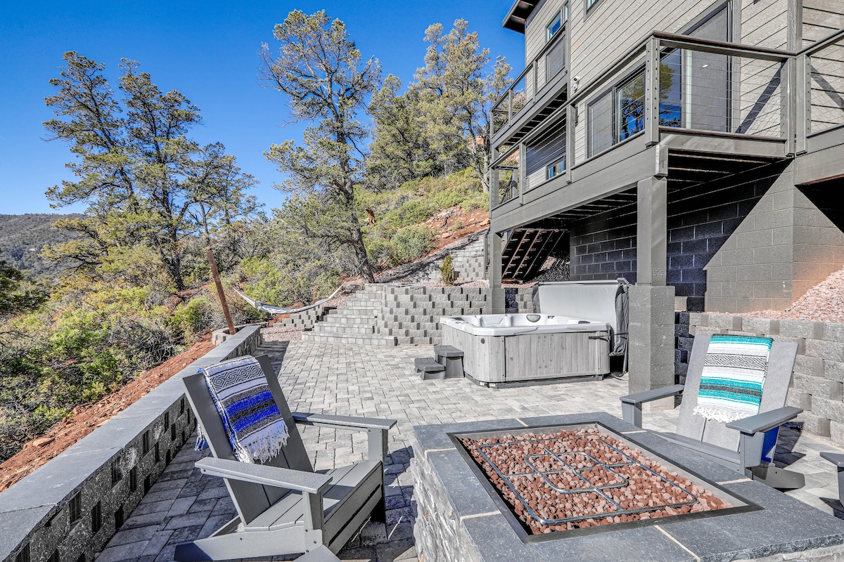 Modern Pine Retreat w/ Hot Tub & Panoramic Views!