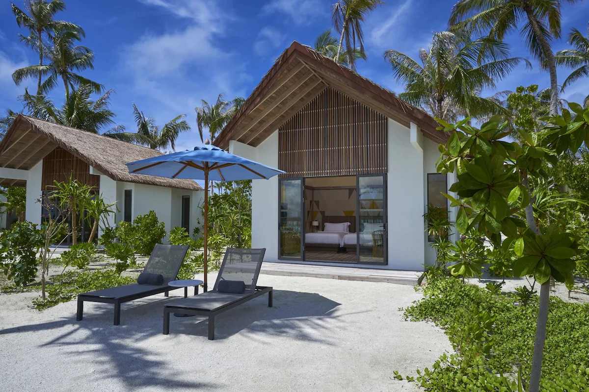Hard Rock Maldives, Gold Beach Villa, Twin Bed