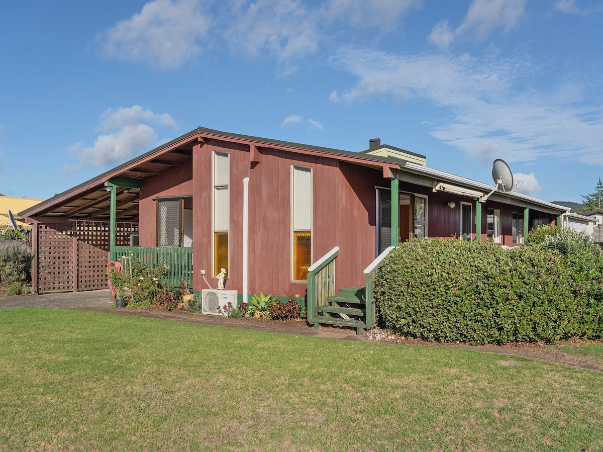 Golden Days - Whitianga Holiday Home