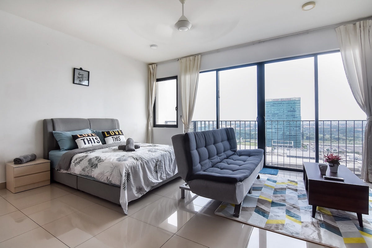 Lovely Studio Trefoil Near Setia City Mall & SCCC