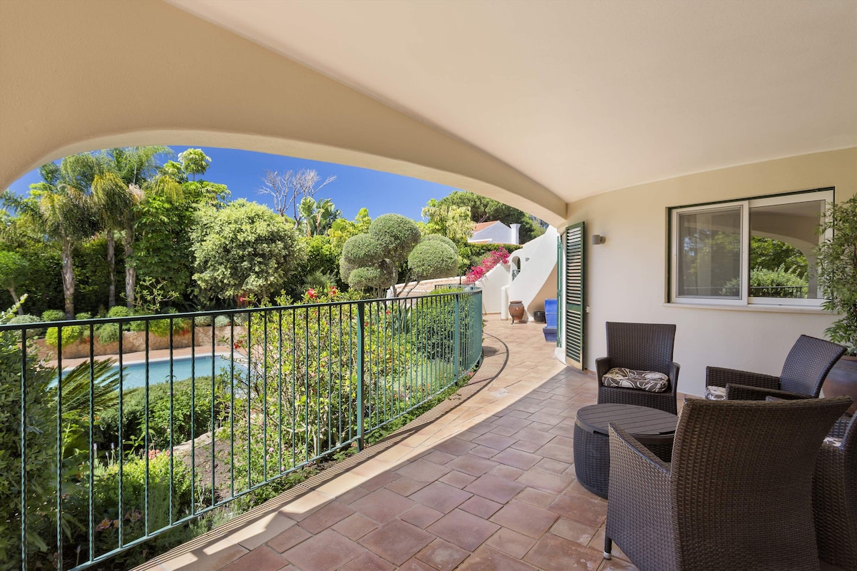Luxurious 5-Bed Villa | Near Centre | Vale do Lobo