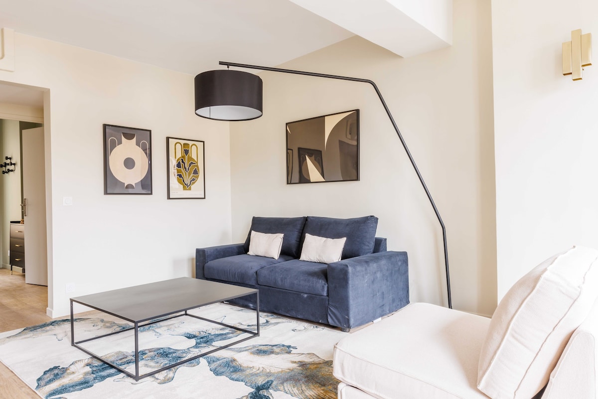 Beautiful air-conditioned apartment near Le Bon Ma