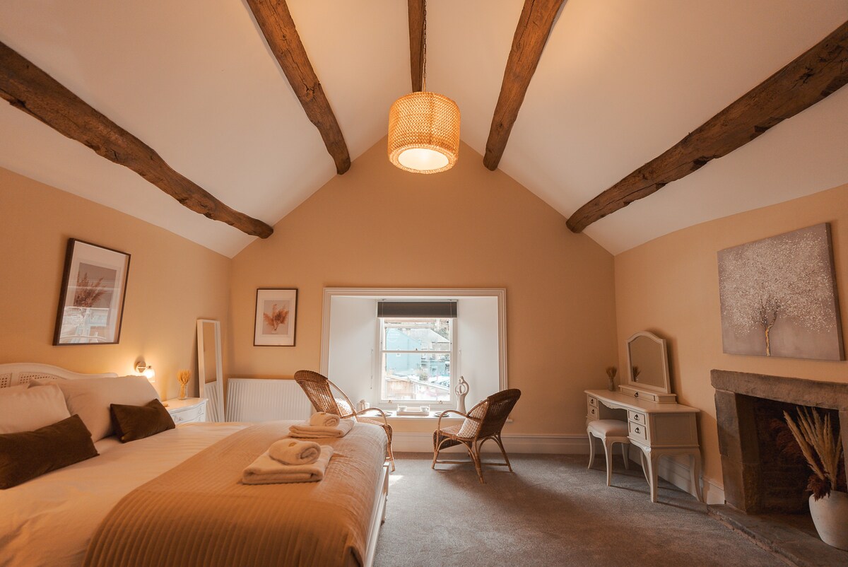 A Wow Suite within a 16thC listed building
