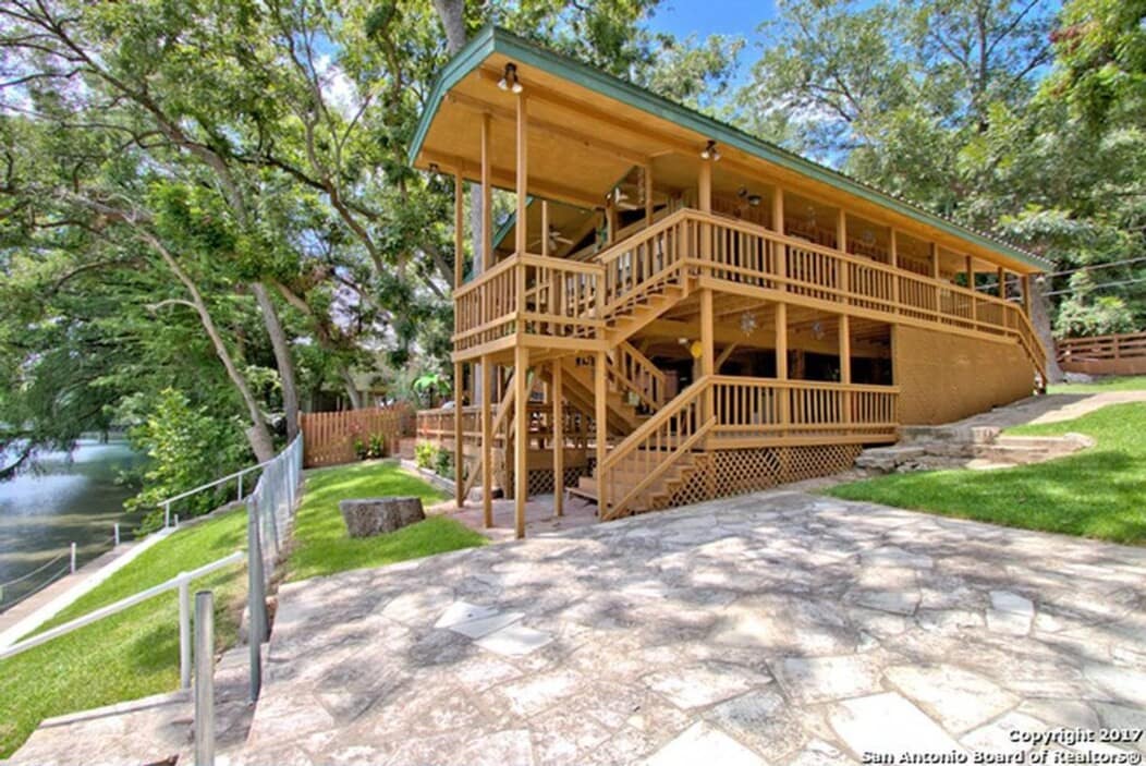 Riverfront Getaway on Guadalupe River