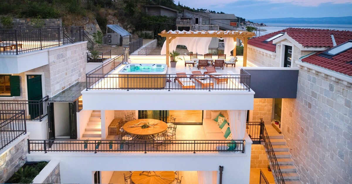 Exclusive Villa Amara, heated pool - sea view