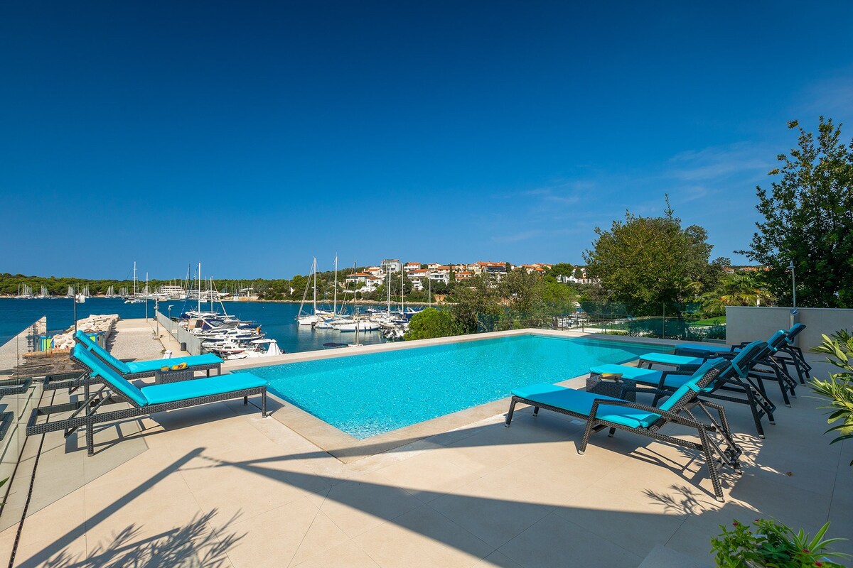 Beachfront Villa Naviblue with Pool