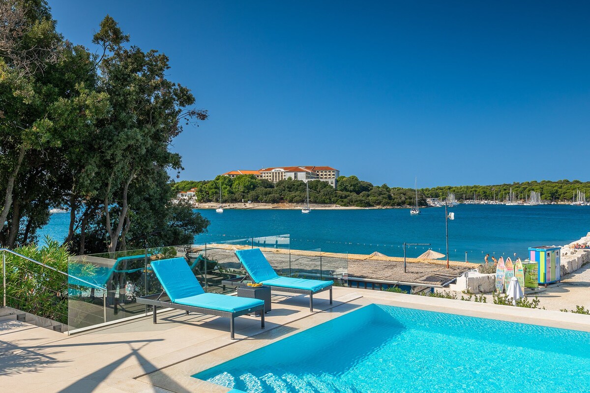 Beachfront Villa Naviblue with Pool