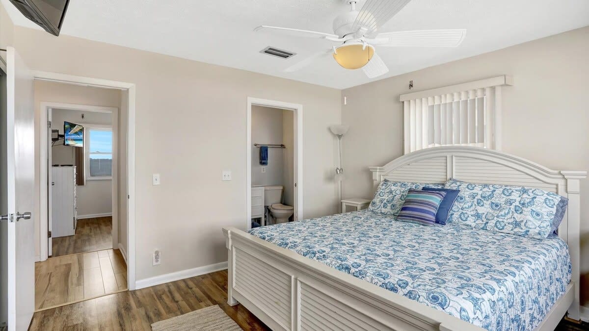 Turtle's Nest | Wren Beach Rentals by Portoro