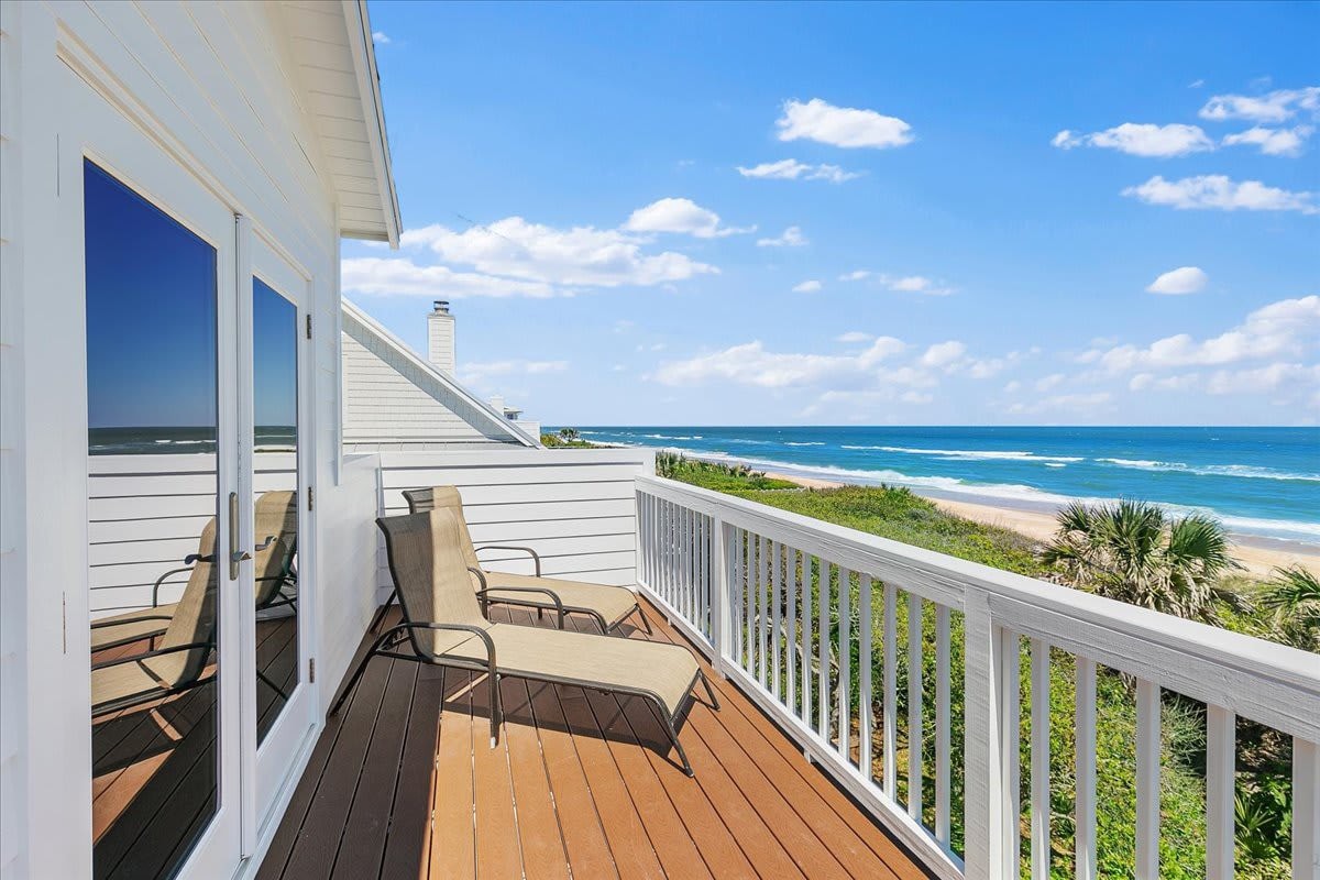 Seawatch | Wren Beach Rentals by Portoro