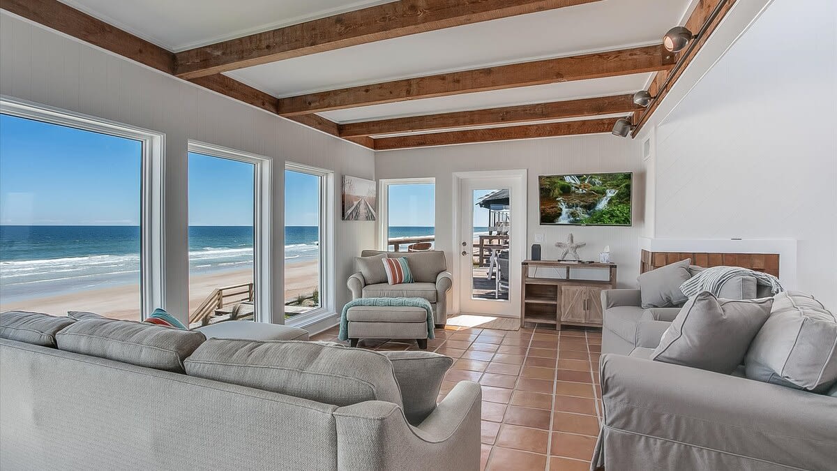 Sand Dollar | Wren Beach Rentals by Portoro