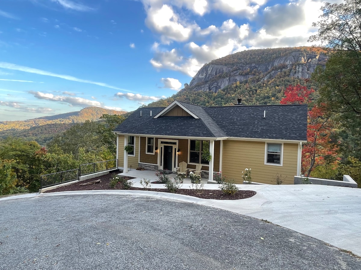 Chimney Rock on Stilts By CM | Epic View & Hot Tub