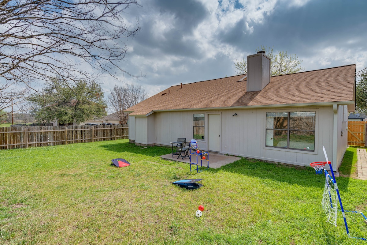 Family-Friendly Round Rock Home w/ Fenced Yard!