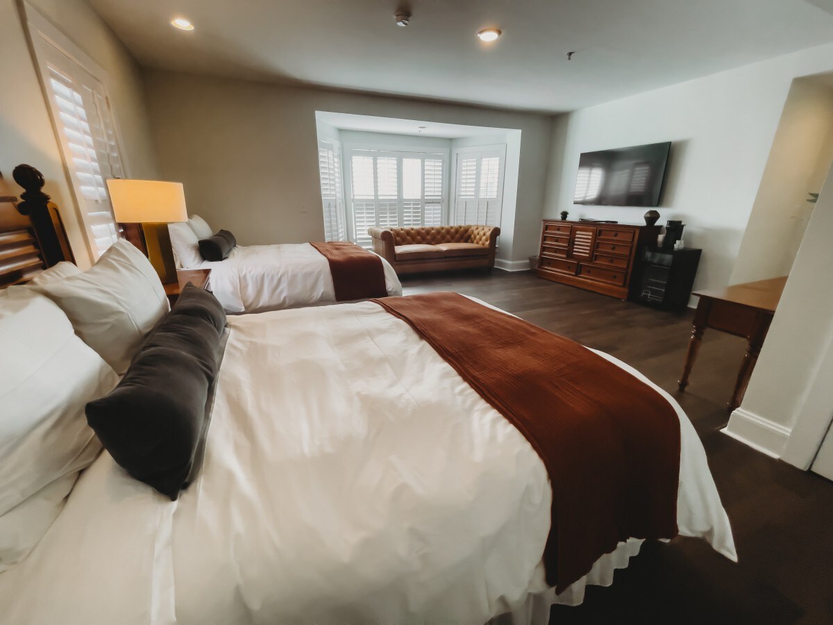 The Jefferson Inn • Rm. 5 | Deluxe Guest Room