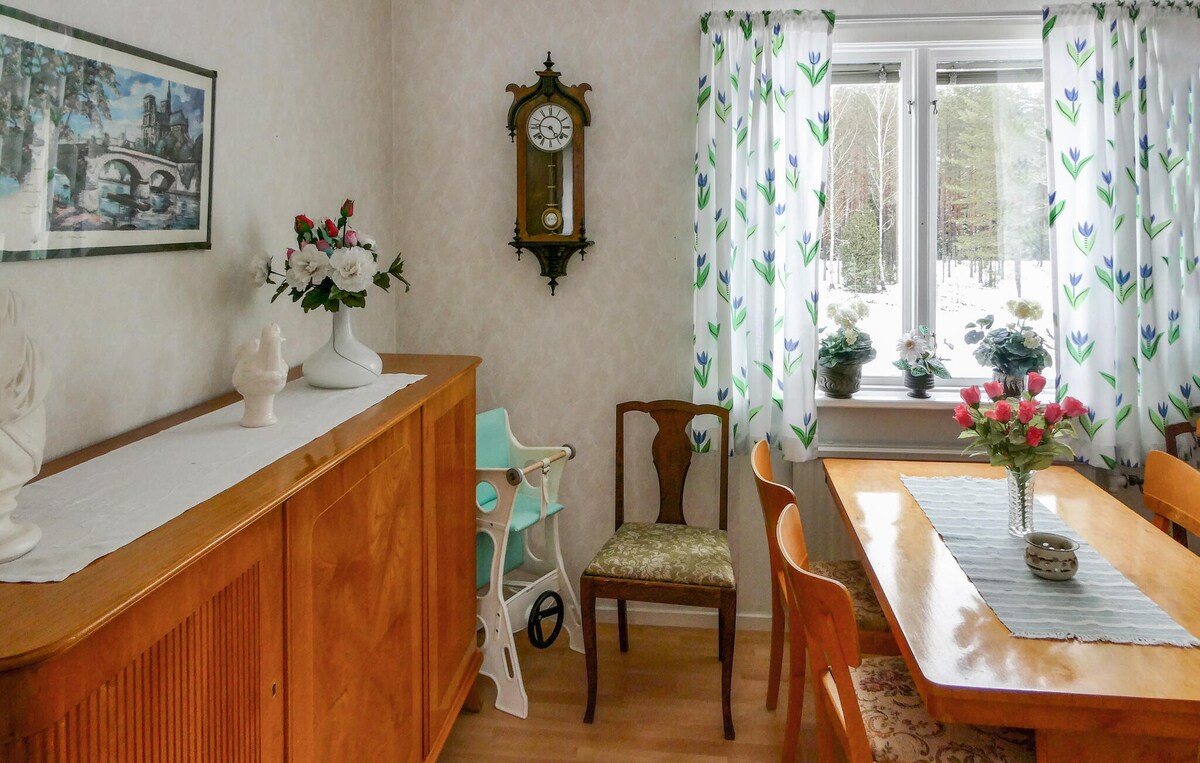 Gorgeous home in Vimmerby with kitchen