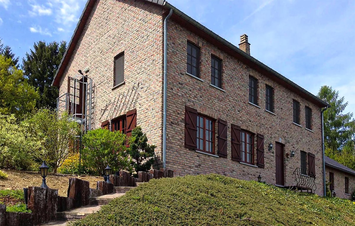 Pet friendly home in Durbuy with Wi-Fi