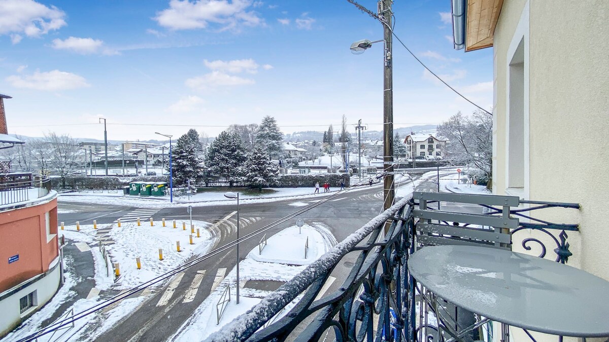 Homey Snow - Near train station/Balcony/Netflix