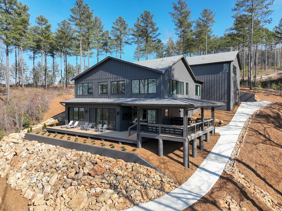 Lake Keowee House - New Modern Mountain Home