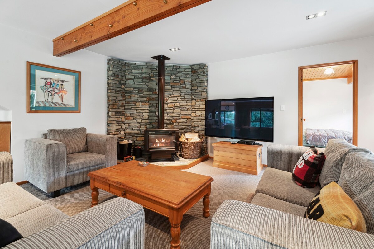 So Good On Sargood - Wanaka Holiday Home