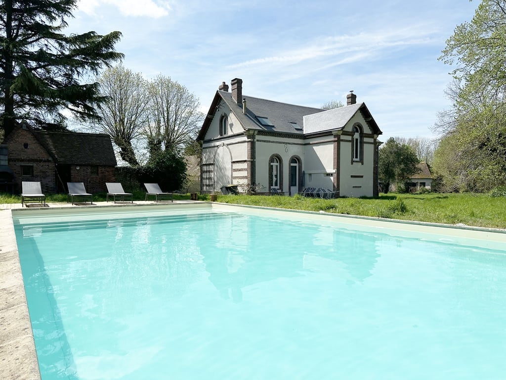 L'Orangerie du Château - Outdoor swimming pool