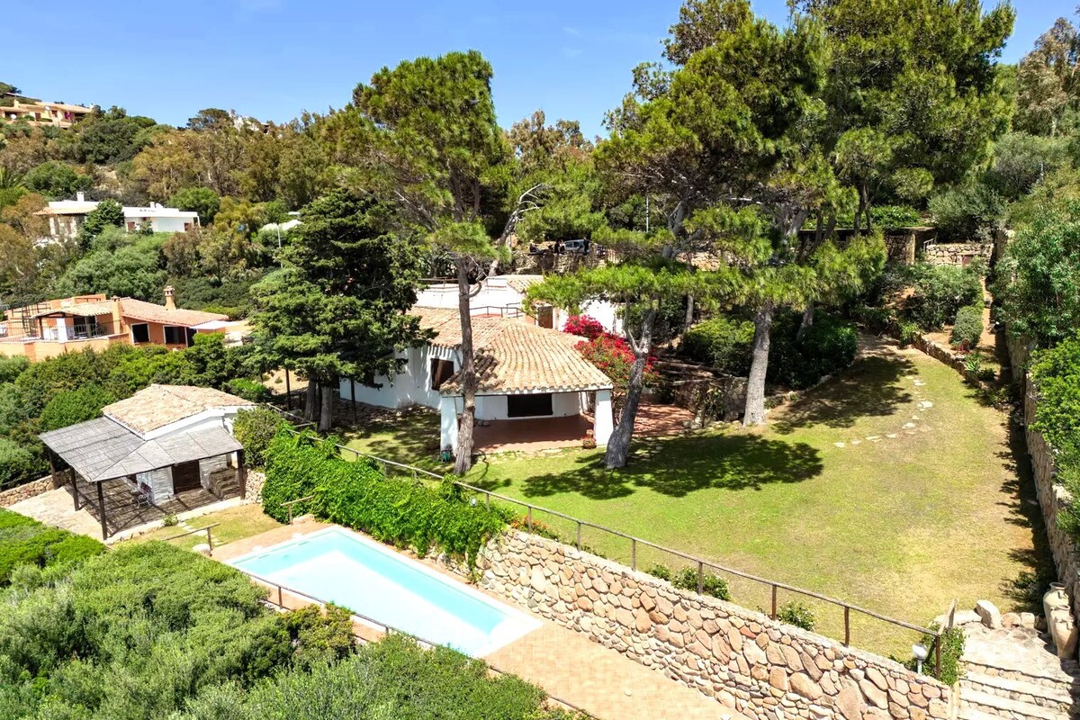 Villa Magno in Torre delle Stelle with sea view